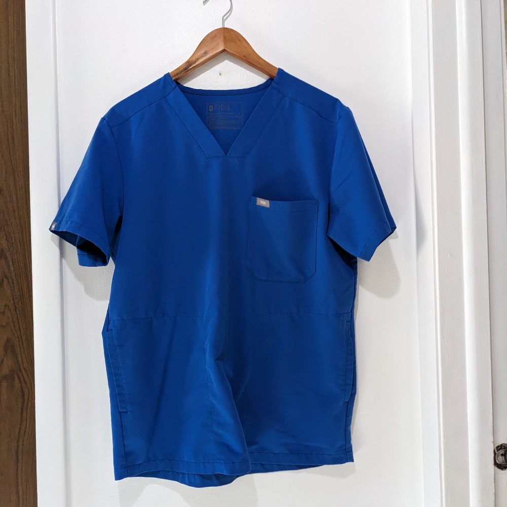 Figs Men's Scrub Top